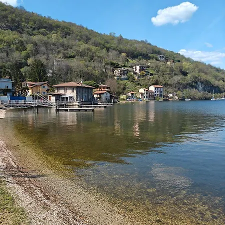 Prázdninový dům Lakeside Montivivi *